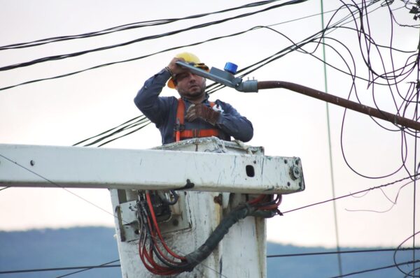 Instalará Municipio 5 mil lámparas última generación