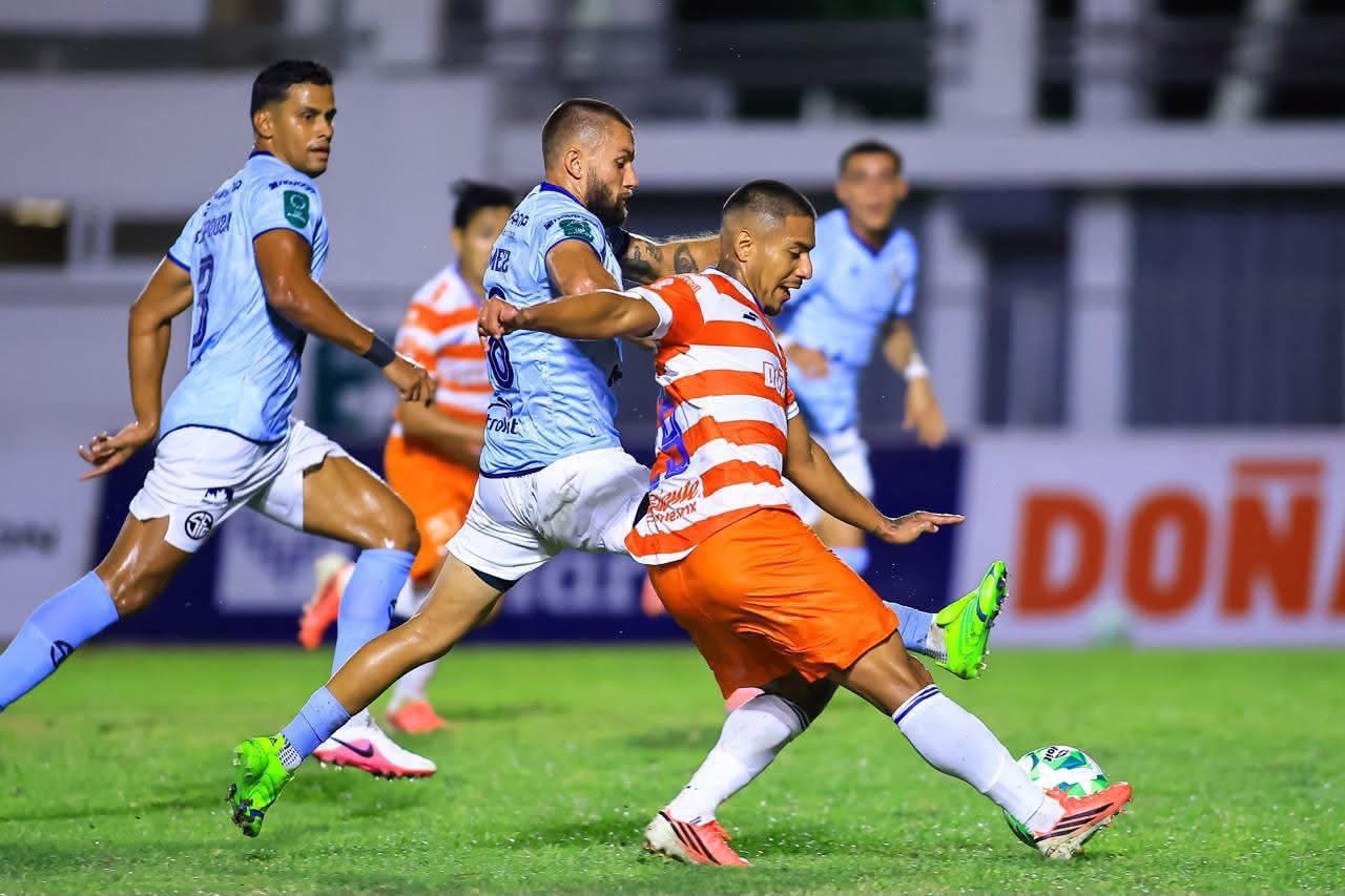 BRINDAN CORRECAMINOS Y SPORTING INTENSO DUELO EN EL MARTE R. GÓMEZ