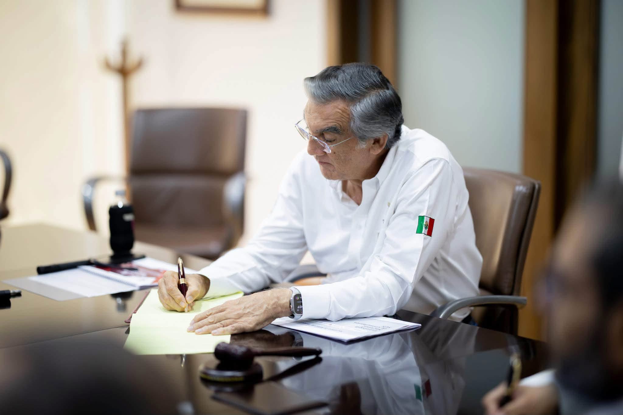 Américo Villarreal participa en reunión con Claudia Sheinbaum para fortalecer el IMSS-Bienestar