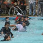 Continúan abiertas albercas de los CEDIF 2 y 3 para las familias