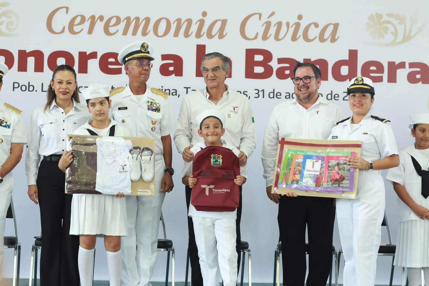 Arranca Américo ciclo escolar 2026-2027 con apoyos por más de 354 mdp para estudiantes