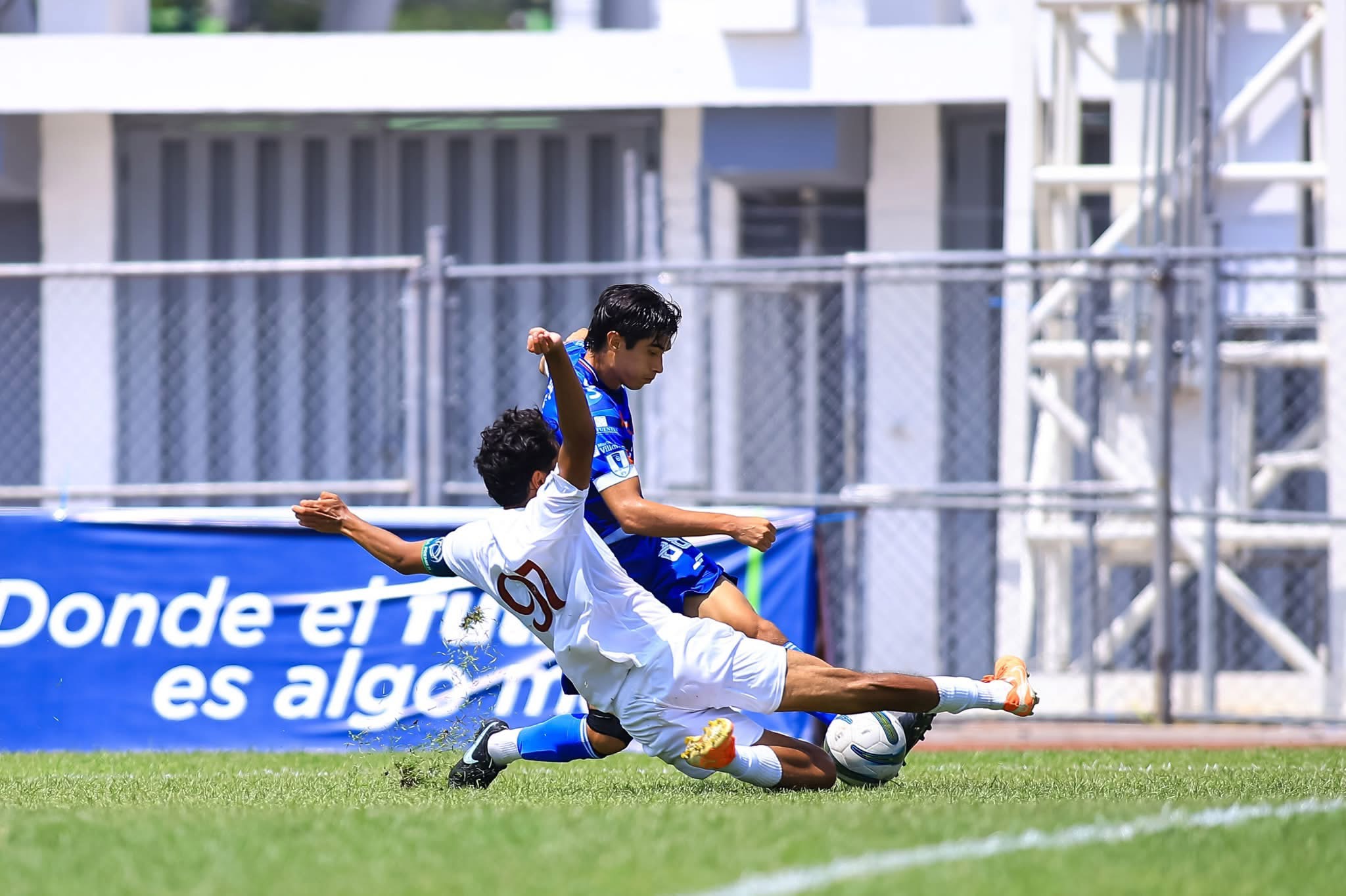 Empatan sin goles Correcaminos y Mineros en la Liga Premier