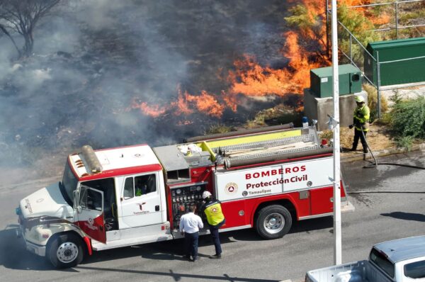 Controlan incendio en área de Universidad Politécnica