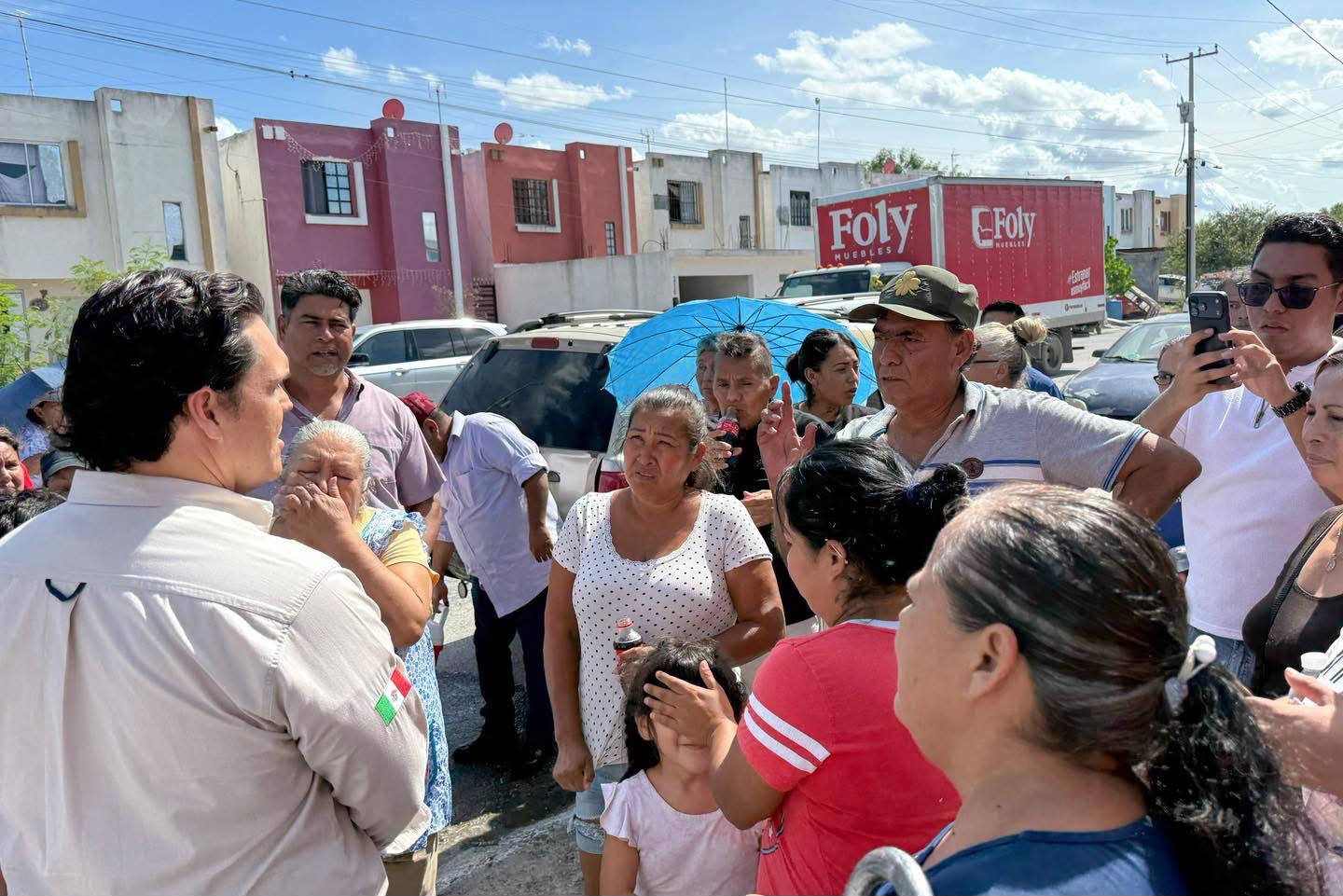 Sin distraernos, continuamos atendiendo y escuchando a las familias de Reynosa: HP.