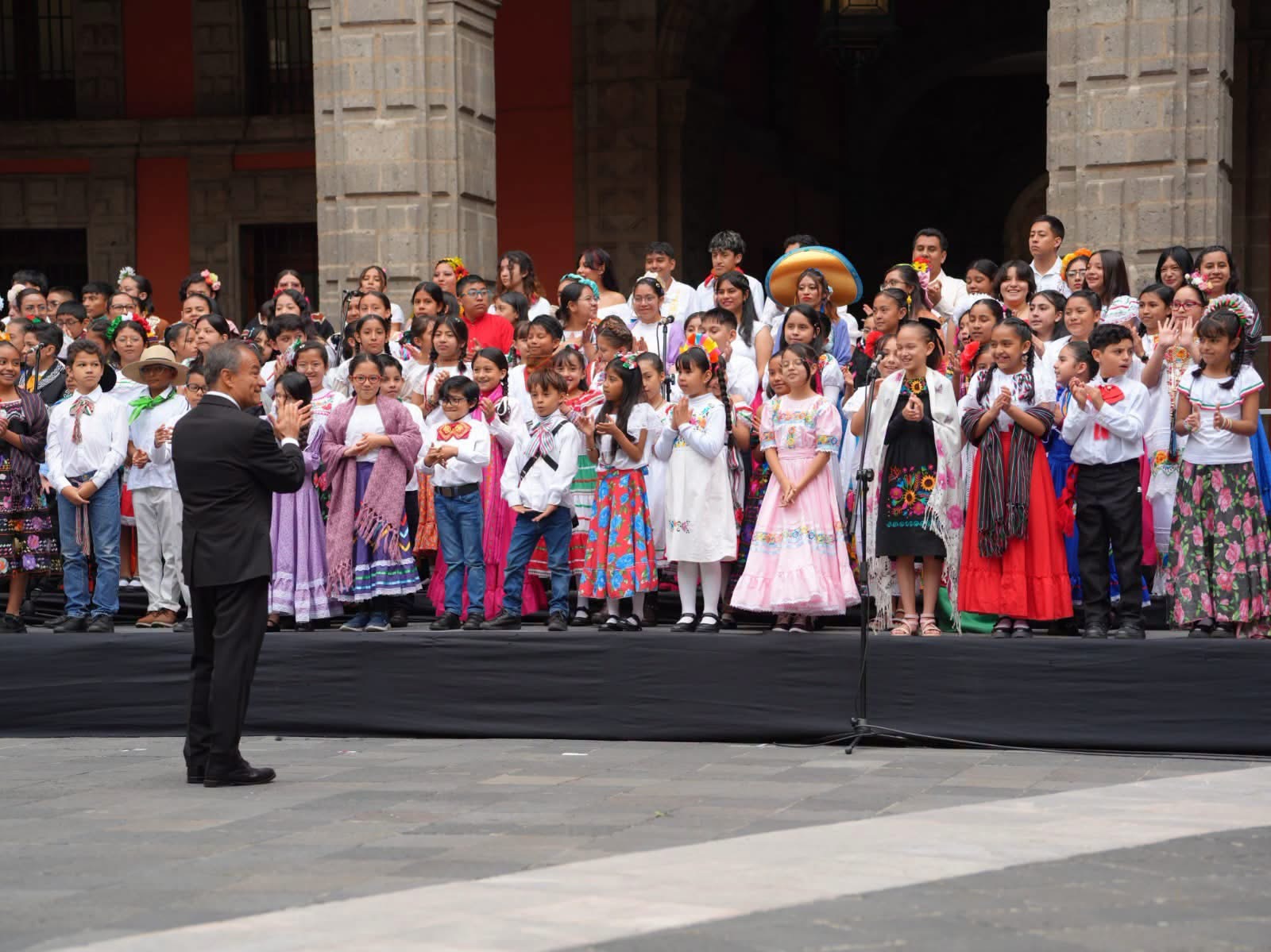 Convoca secretario de Educación a participar en el Primer Concurso Nacional de Coros Escolares